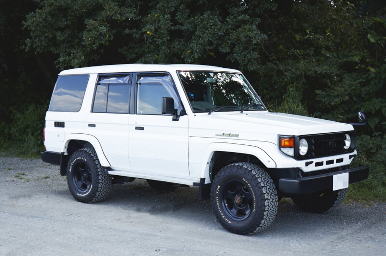 おしゃれな大人が乗るクルマ】ずっと乗りたかった「ランドクルーザー70