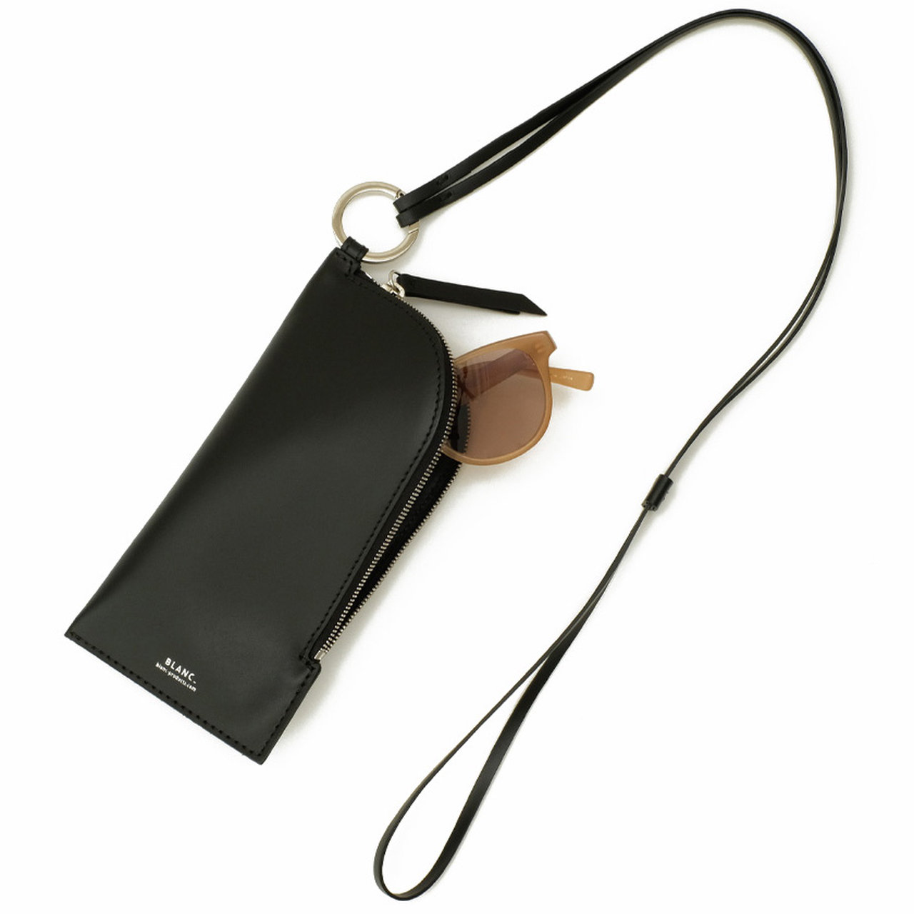 おしゃれな大人のミニバッグ】アイウェアブランド「BLANC」が手がける