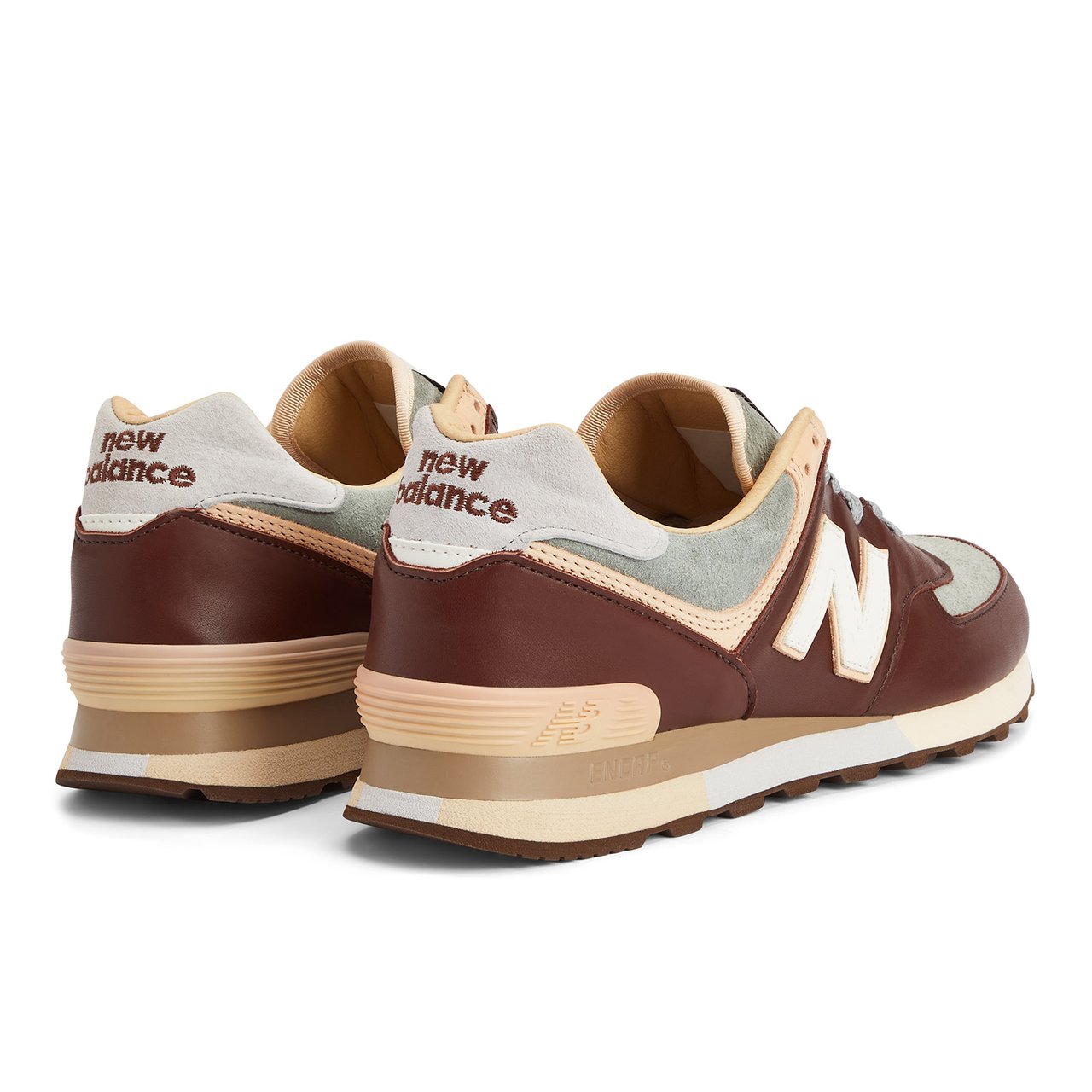 大人のニューバランス】完売必至。「MADE in UK 576」アパートメントと