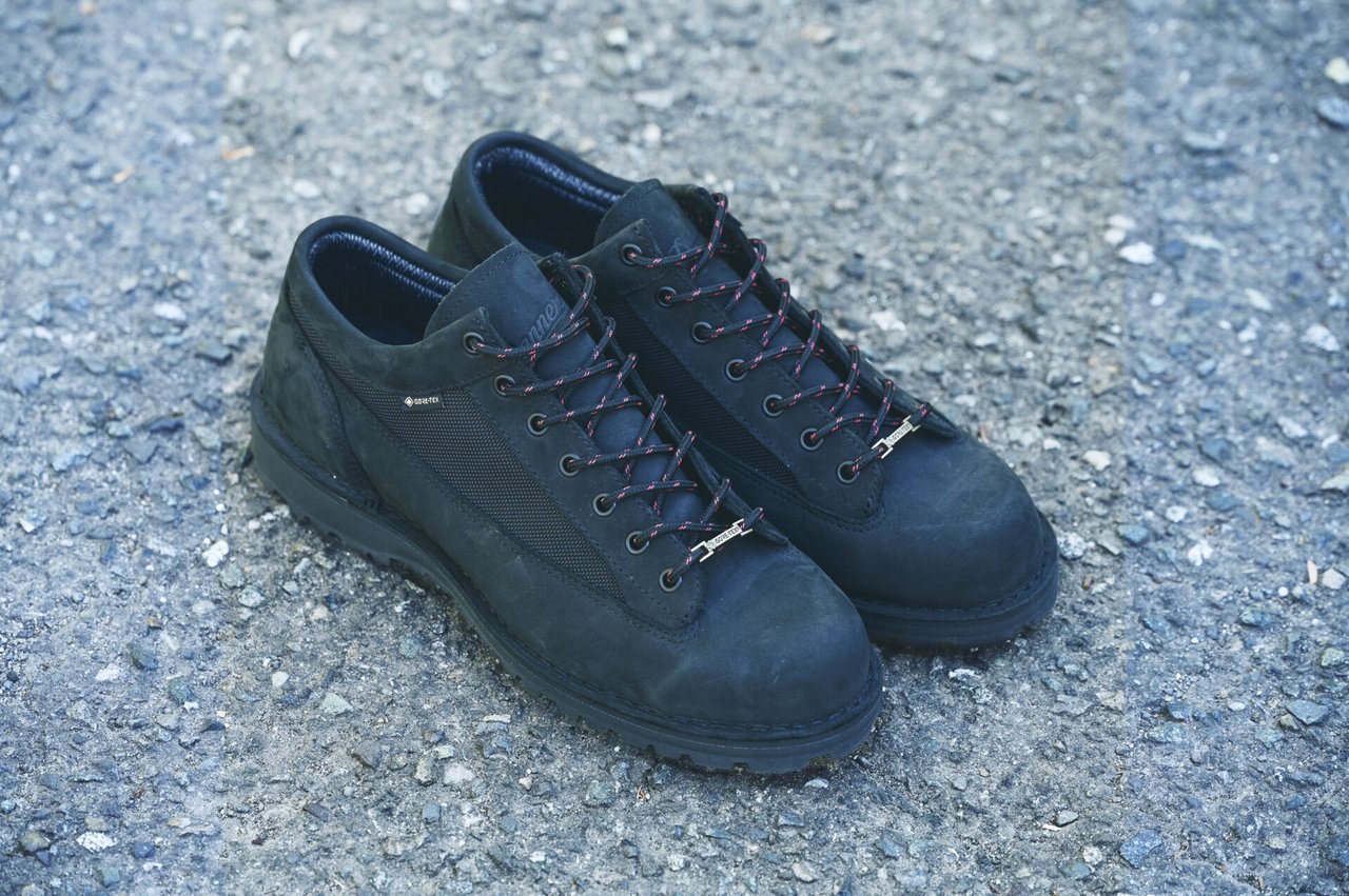 差がつくダナー】ゴアテックス仕様。「ブリーフィング」コラボ第2弾は