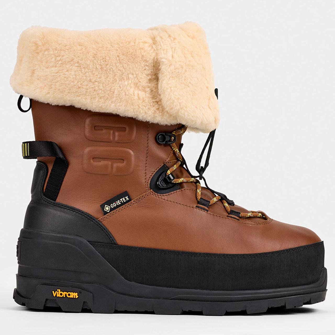 大人のUGG®︎】ゴアテックス搭載で雨にも極寒にも最強の「アグ