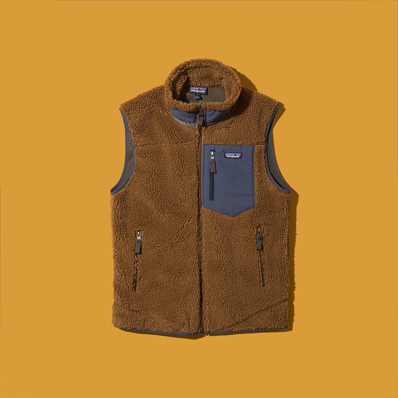 パタゴニア】定番名品「レトロX」のベストに春先まで使える新型ダウン