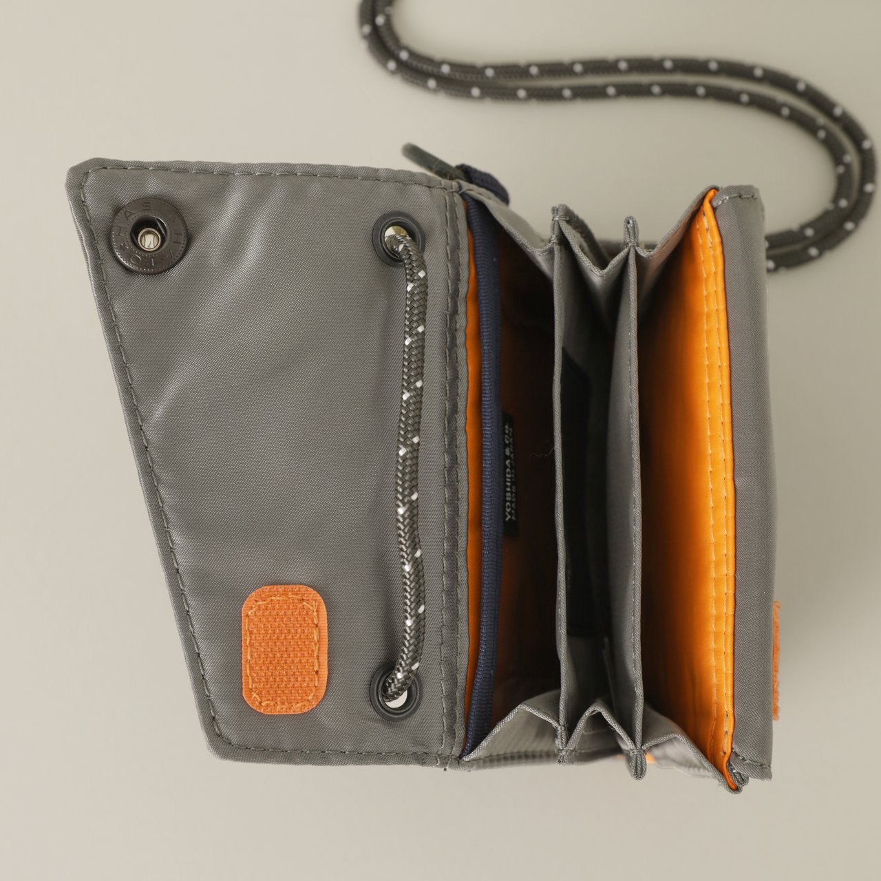 ポーター】大人の吉田カバンBEST30｜手ぶら派必携のミニ財布。「PX