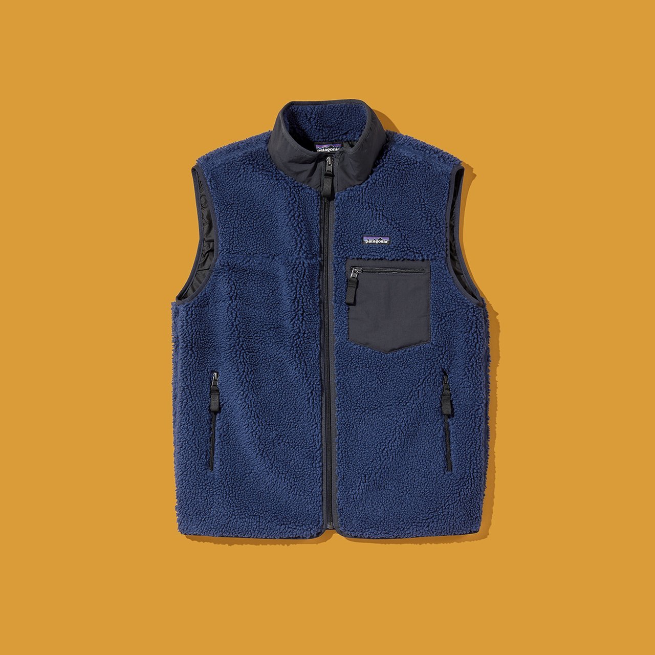 大人のパタゴニア】不朽の名作「レトロX」がリニューアル！ フード付き