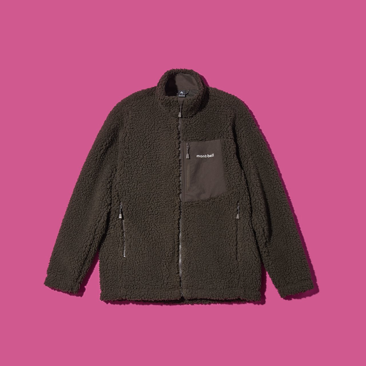 大人のモンベル】ダウンに見えない防水ダウンコートに注目。冬本番に