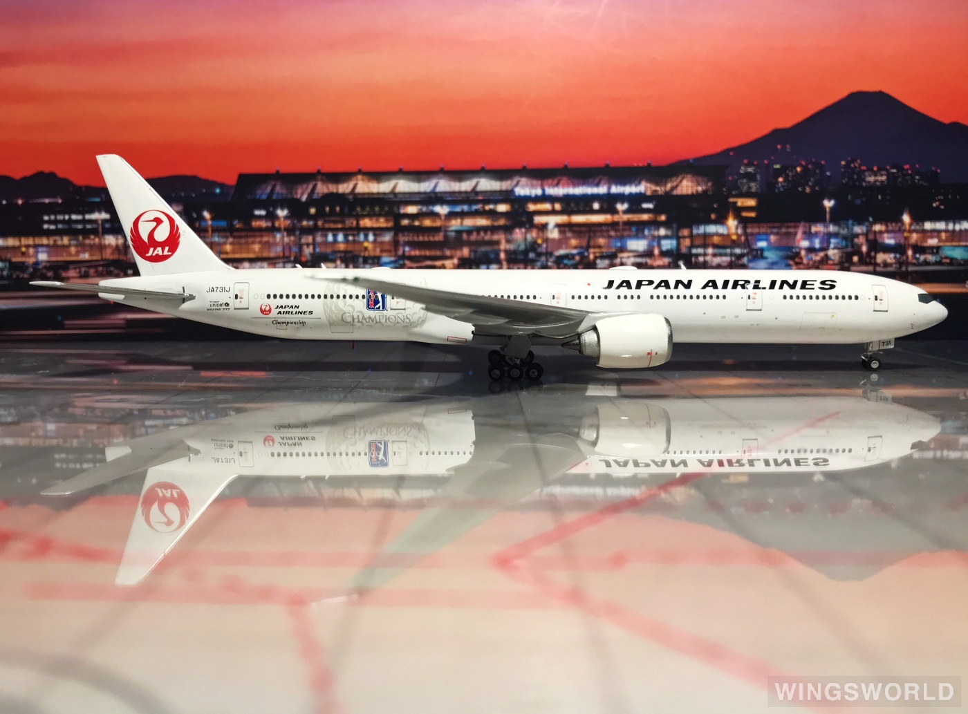 Phoenix 1:400 Boeing 777-300ER Japan Airlines 日本航空PH04183