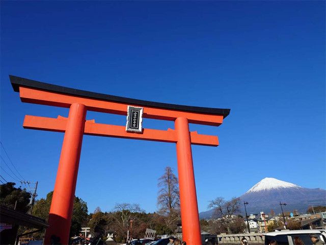 今日は富士山の日 世界遺産として認められた「信仰の対象と芸術の源泉