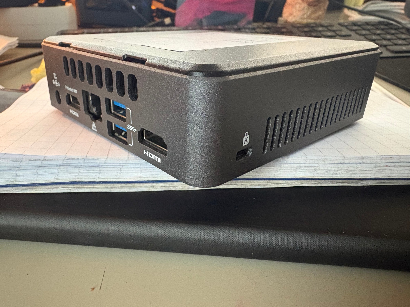 Intel NUC NUC7i3DNK Mini PC – Core i3 (7th Gen), 8GB RAM, 240GB