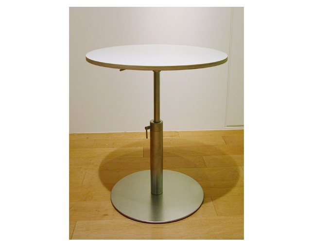 BRIO Round Table(ブリオ ラウンドテーブル)/BRIO[タブルーム]