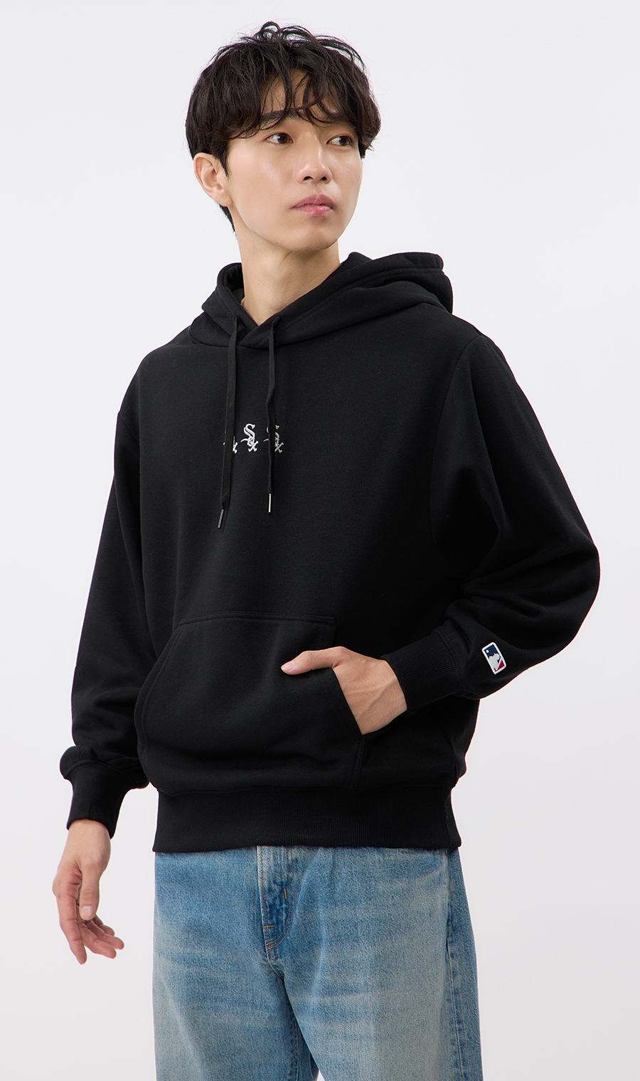 裏起毛刺繍プルパーカー【MLB】 (C6462M-N9) | - | 紳士服・スーツ販売