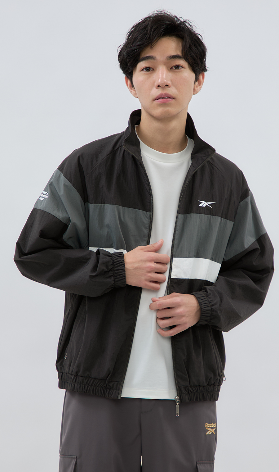 ナイロンワッシャーフルジップジャケット (X149BR-N9) | Reebok | 紳士