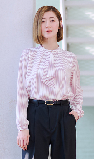 フリルタイストライプブラウス《長袖》 (ABL25106-74) | ANCHOR WOMAN