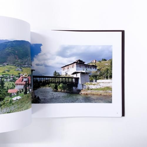 ブータンの城塞建築ゾンと伝統住居 南一誠 - ノースブックセンター販売