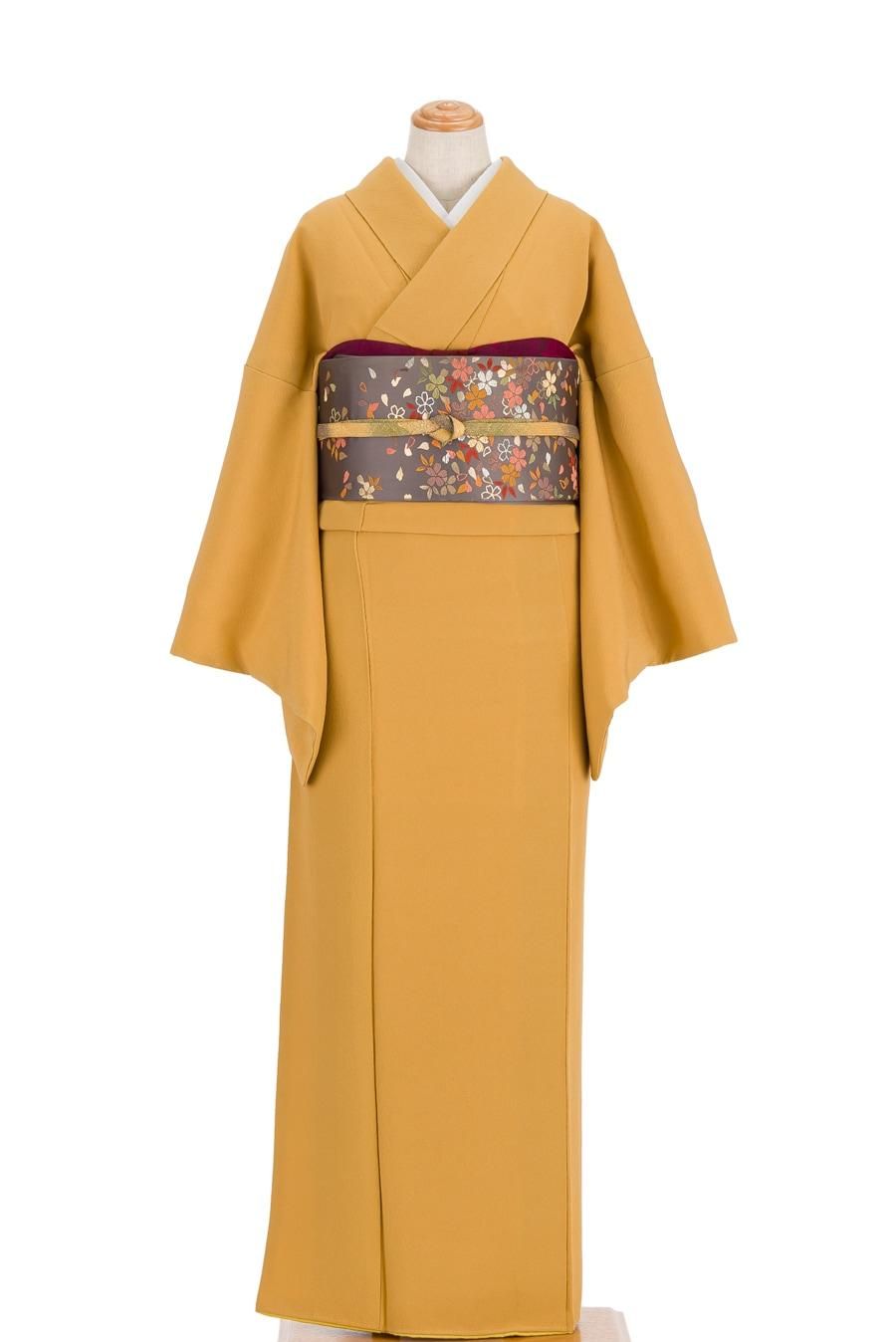 色無地 一つ紋 黄土色 作家物 - からん::アンティーク着物・リサイクル