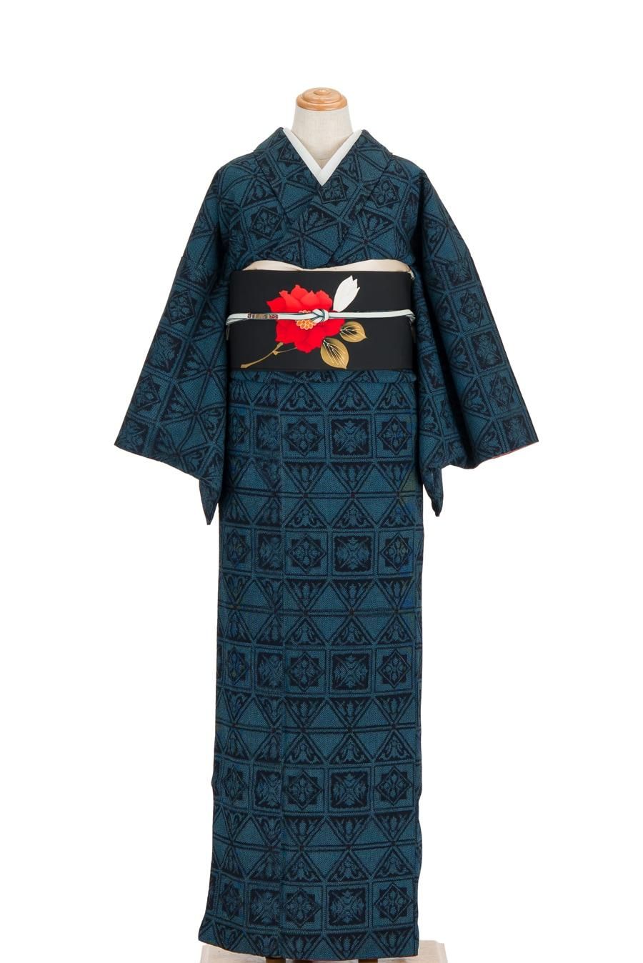 お召 濃紺の幾何学模様 - からん::アンティーク着物・リサイクル着物の