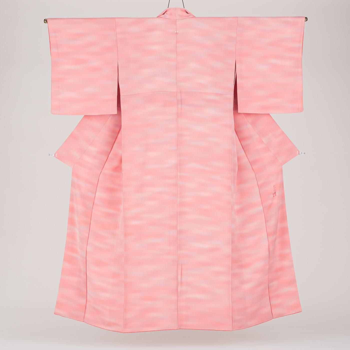 暈し色無地 大田子染 一つ紋 - からん::アンティーク着物・リサイクル