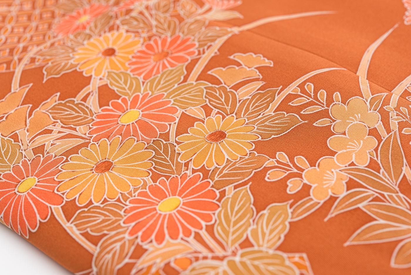 道行コート 絵羽 菱と菊 - からん::アンティーク着物・リサイクル着物