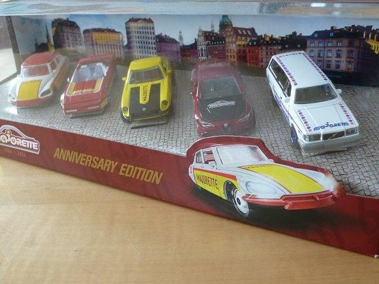 majorette 60周年ｱﾆﾊﾞｰｻﾘｰ 1/64 5台set - ルノー・プジョー