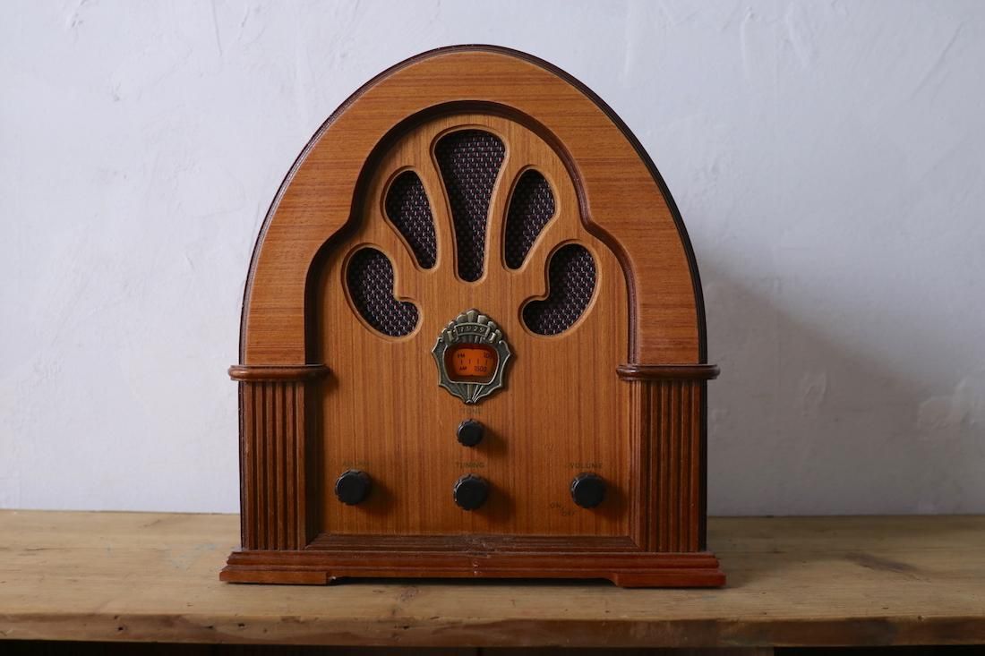 レトロラジオ/カセドラル型/スピーカーBluetooth/日本製/W29.5cm×H32cm