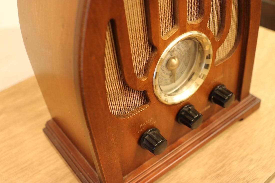 昭和レトロ“真空管ラジオ”/カセドラル型/スピーカーBluetooth/（茶散歩