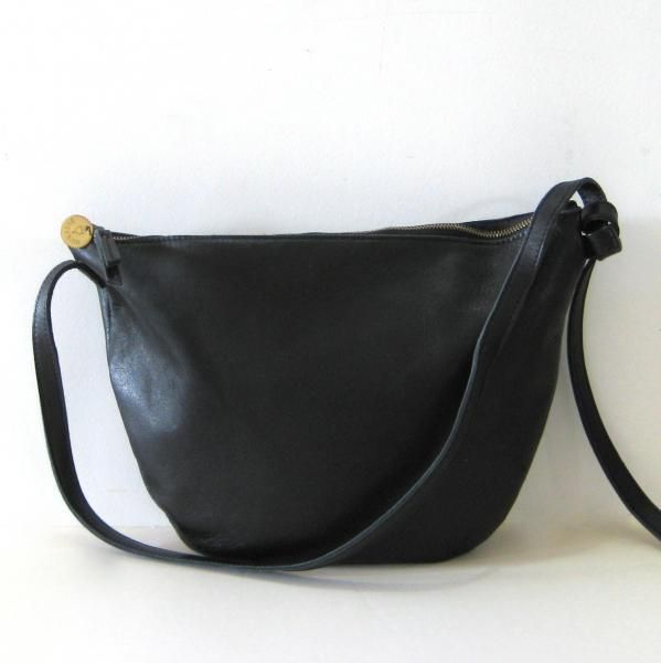 ハーフムーン ブラック - yucchino｜ユッキーノ 大人のための革のエコ