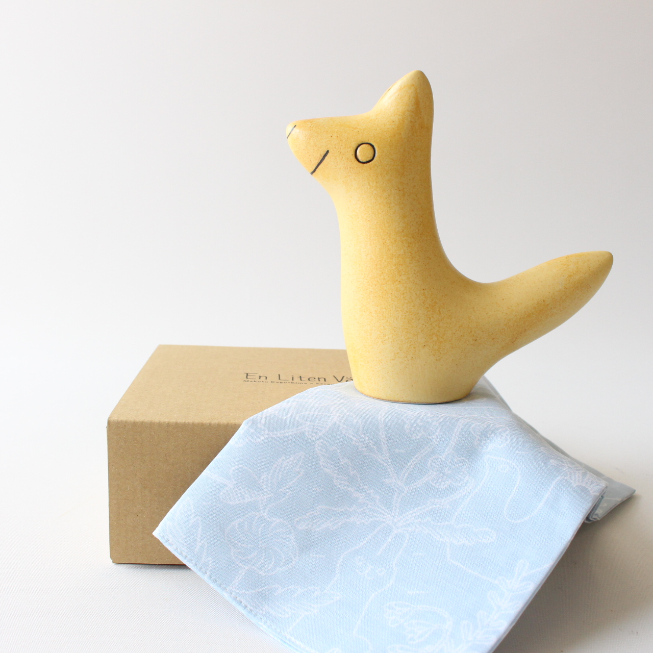 鹿児島睦 花形箸置き 2個セット 鹿児島睦 花形箸置き 2個セット 鹿児島