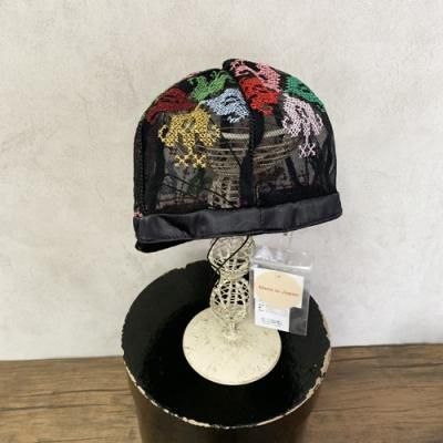 Barairo no Boushi/バラ色の帽子 刺繍ベースボールキャップ(クロ