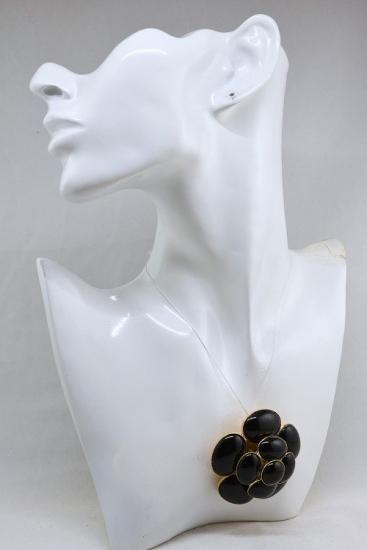 2024春新規輸入 | ミスカメリア 黒 ブローチL - 世界のアクセサリー