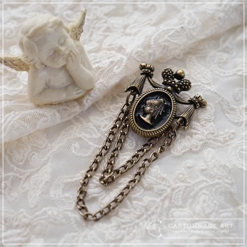 アンティーク風ビクトリアンブローチ- CartonnageArt