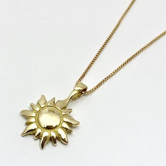 太陽 ペンダント［K18］ - ARCH 7 STAR