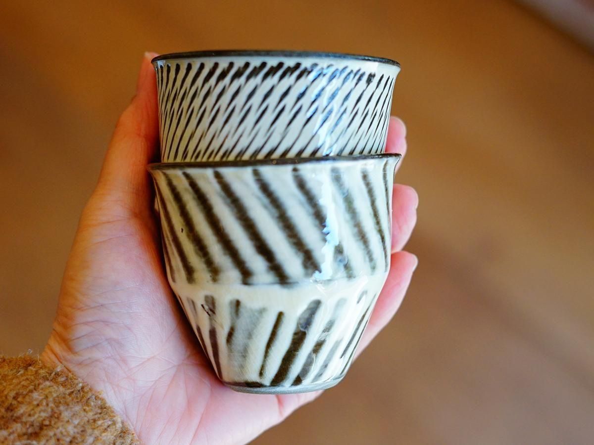 焼酎呑型湯のみ 打ち刷毛目 | 小鹿田焼 黒木昌伸窯| うつわと灯り