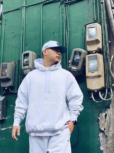 Champion(チャンピオン)】 12oz REVERSE WEAVE PULLOVER HOODIE