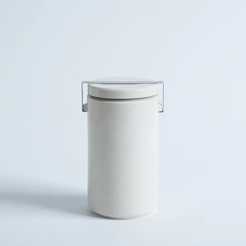 岩田 哲宏/キャニスター