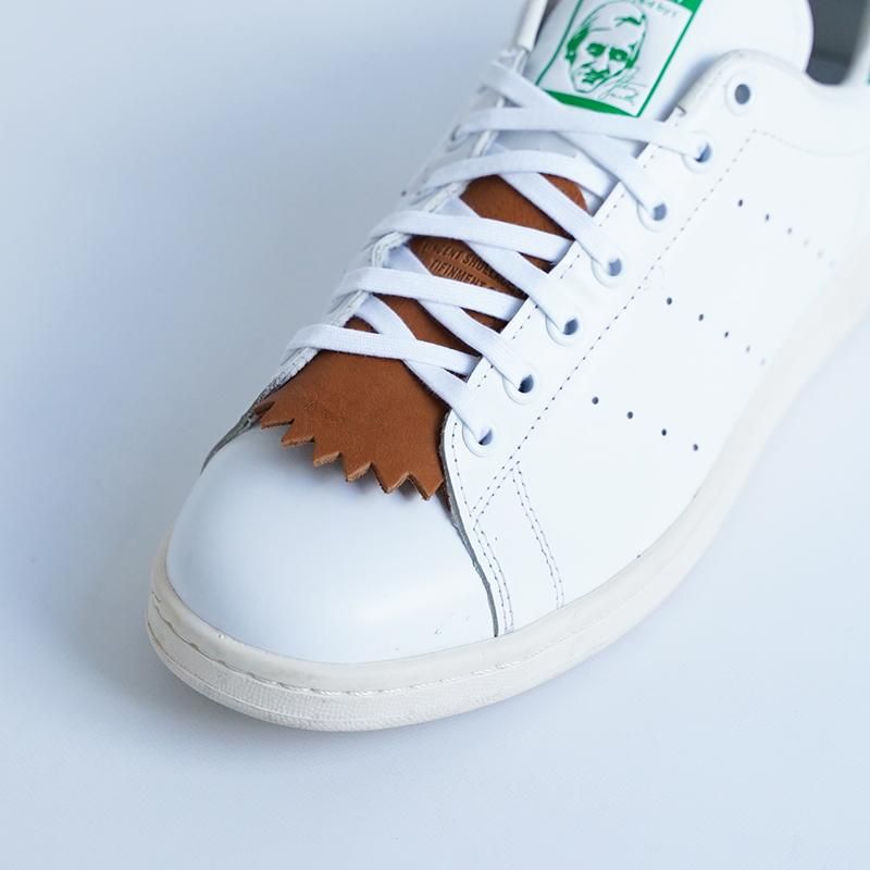 VINCENT SHOELACE / COCKS COMB