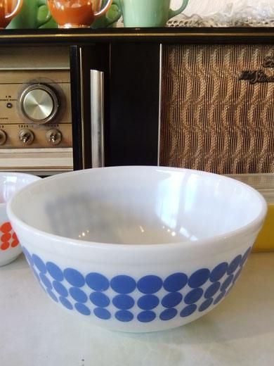 オールドパイレックス ミキシングボウル Lサイズ ニュードット青