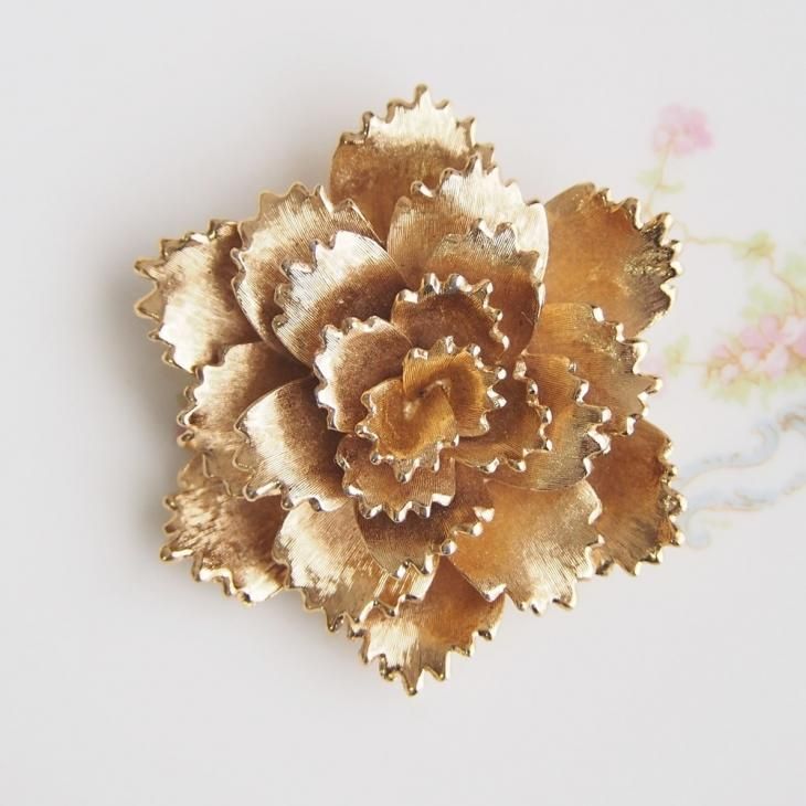 Monet モネ ゴールドトーン フラワー カーネーション ブローチ