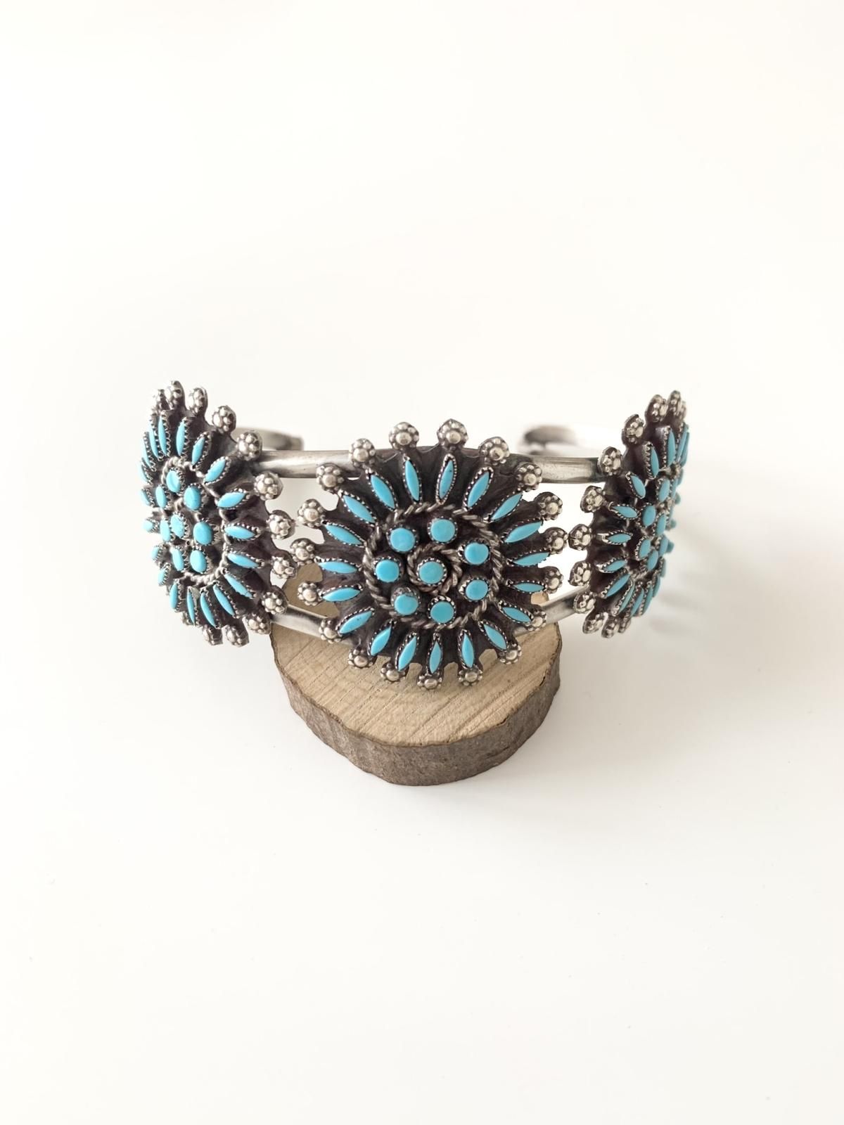 ズニ族 ターコイズクラスターバングル - インディアンジュエリー専門店