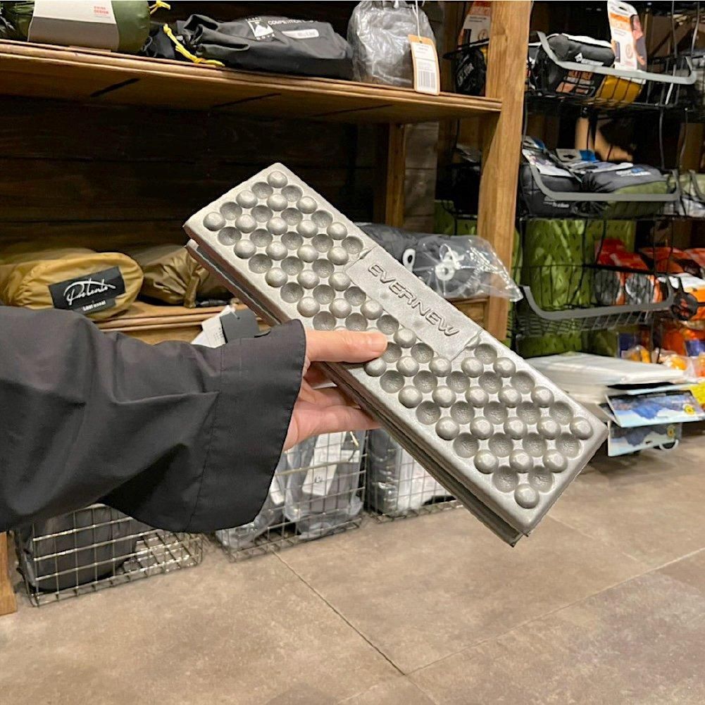 深山座布団 - 宗像山道具店 by GRIPS