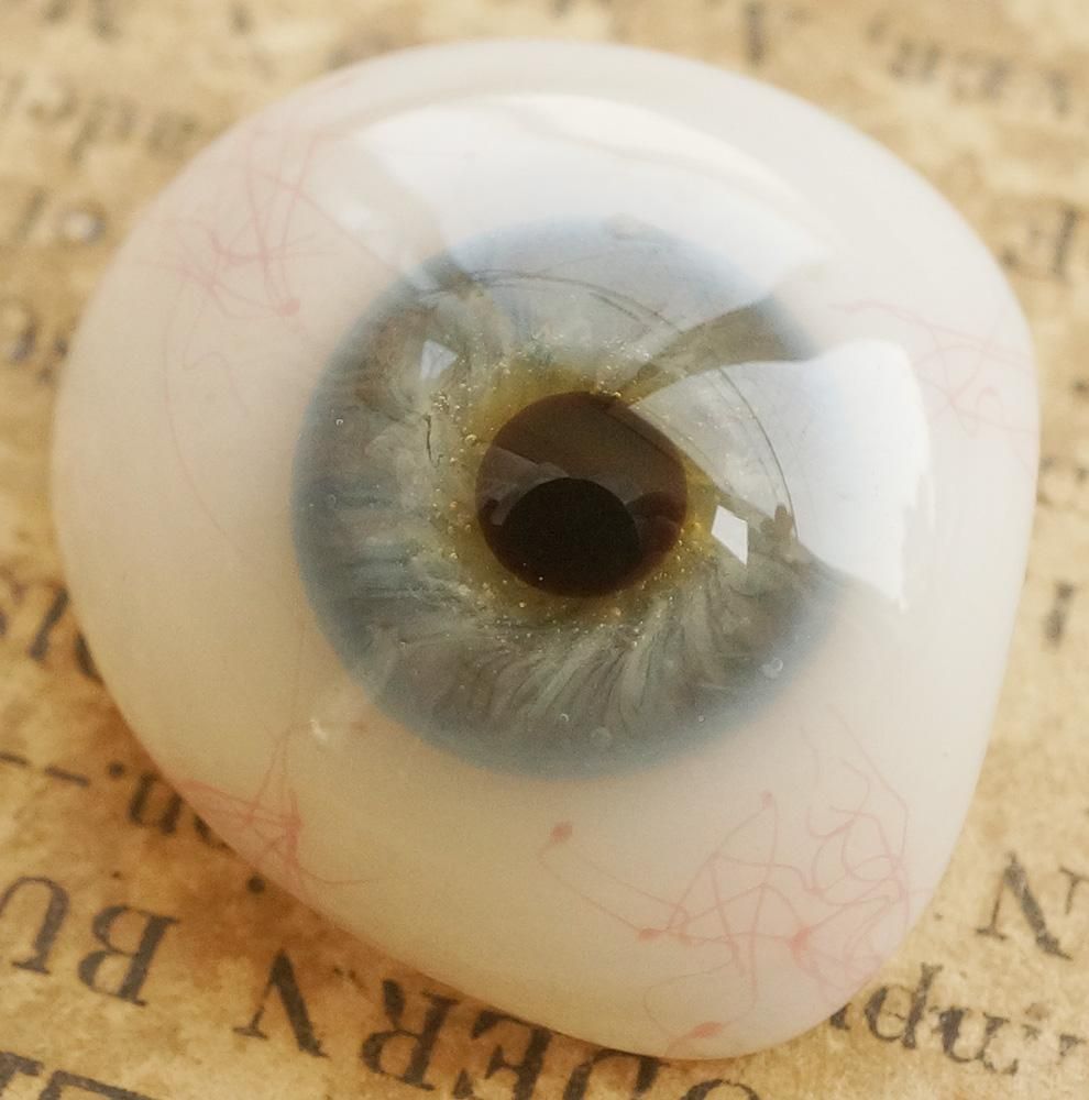 アンティーク・義眼（ドイツ・ラウシャ製／1890年頃） - Guignol