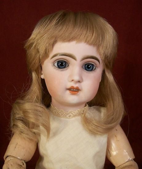 フランスで購入】アンティークSFBJ フランス人形、目の周り汚れ綺麗に