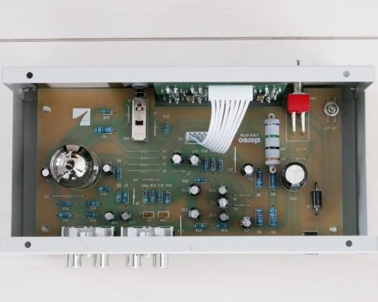 ラックスマン製 真空管グラフィックイコライザー・キット「LXV-OT9」