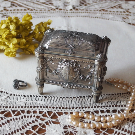 アンティーク ジュエリーボックス | フランス シルバープレート リボン
