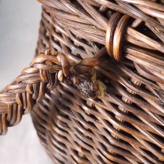 アンティークバスケット | フランス 19世紀 ブラックパニエ 蓋付き 籐