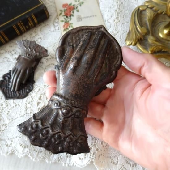 アンティーク ハンドクリップ | フランス 20世紀初頭 貴婦人の手 黒い