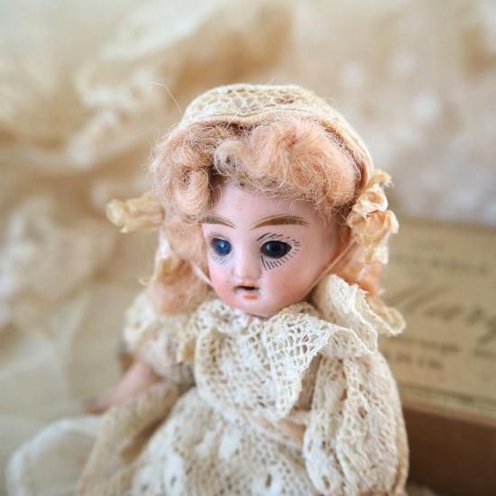 アンティーク ビスクドール | フランス SFBJ 女の子のミニョネット
