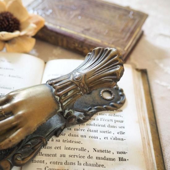 アンティーク ハンドクリップ | フランス 20世紀 貴婦人の手のクリップ