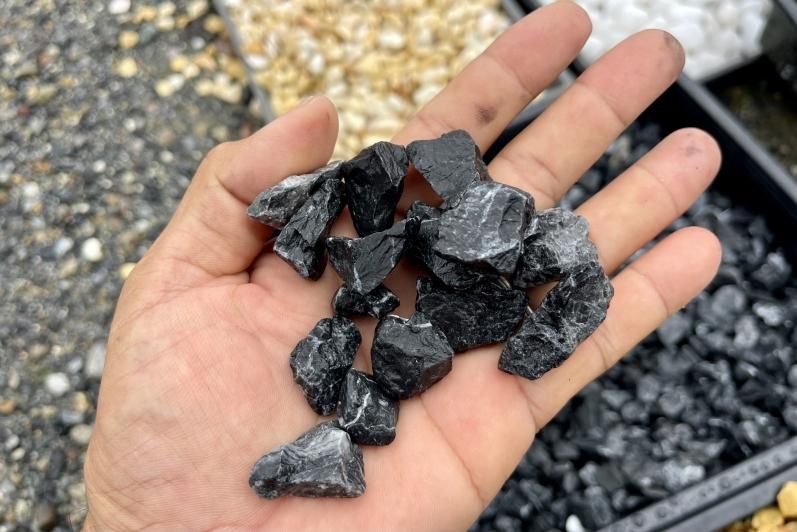 エクセルブラッククラッシュ 10-20㎜｜庭ガーデニングの粋でおしゃれな