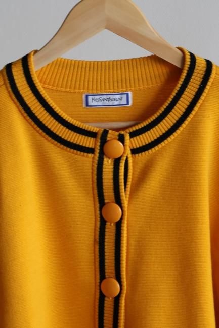 vintage】Yves Saint Laurent / 90's round neck black line retro
