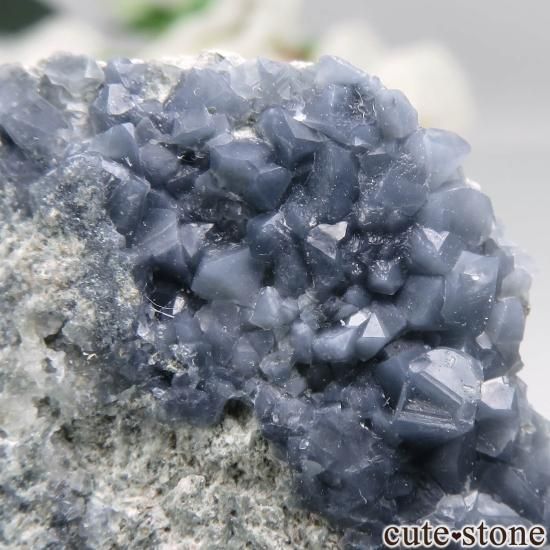 スペイン Olvera産 ブルークォーツの母岩付き原石 No.12 - cute stone -