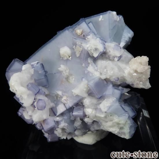 ヤオガンシャン産 フローライト（ポーセリン）の原石 No.85 - cute stone -